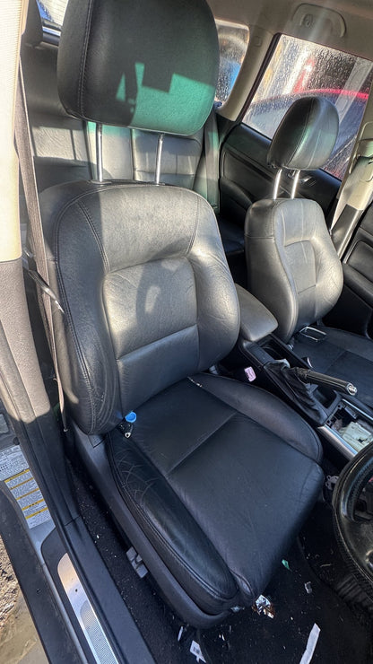 2005 Subaru Outback 3.0 R Limited  Dismantling For Parts