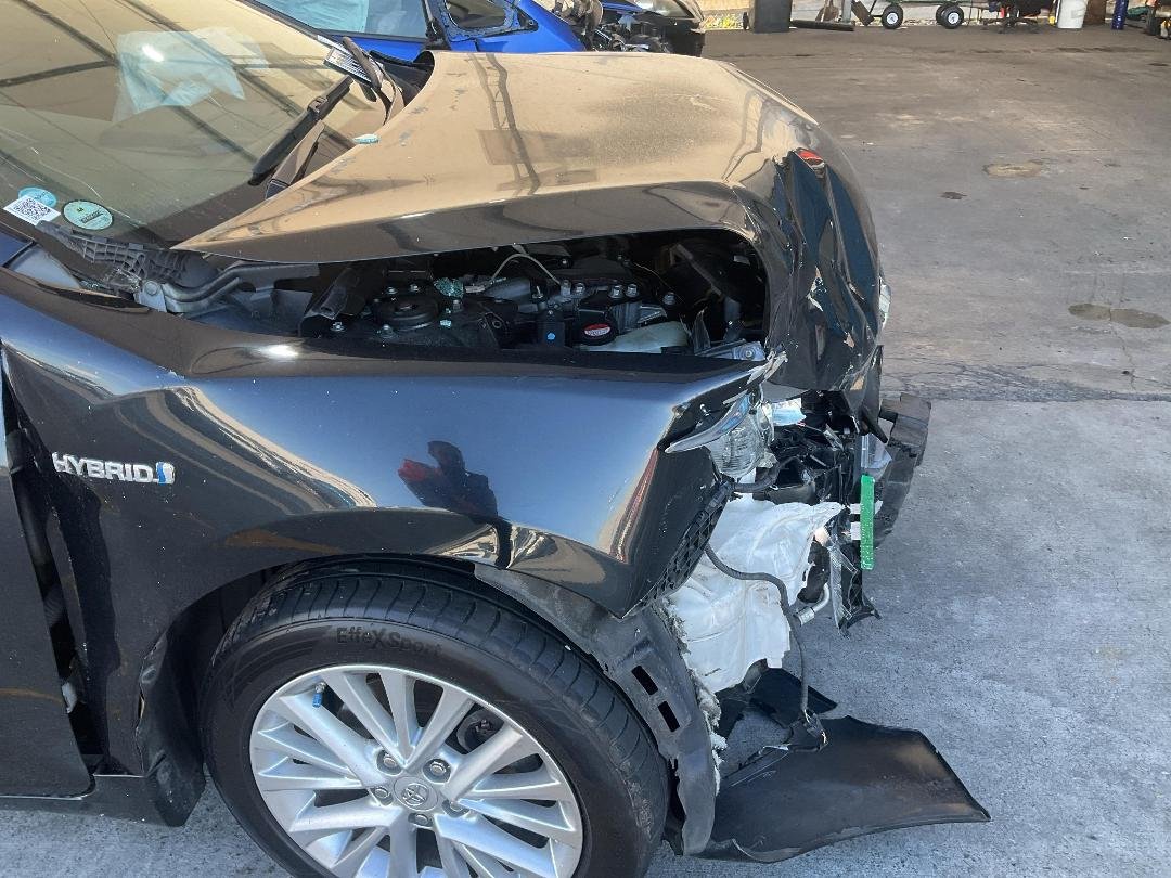 2015 Toyota Camry Hybrid XLE AVV50 Dismantling For Parts