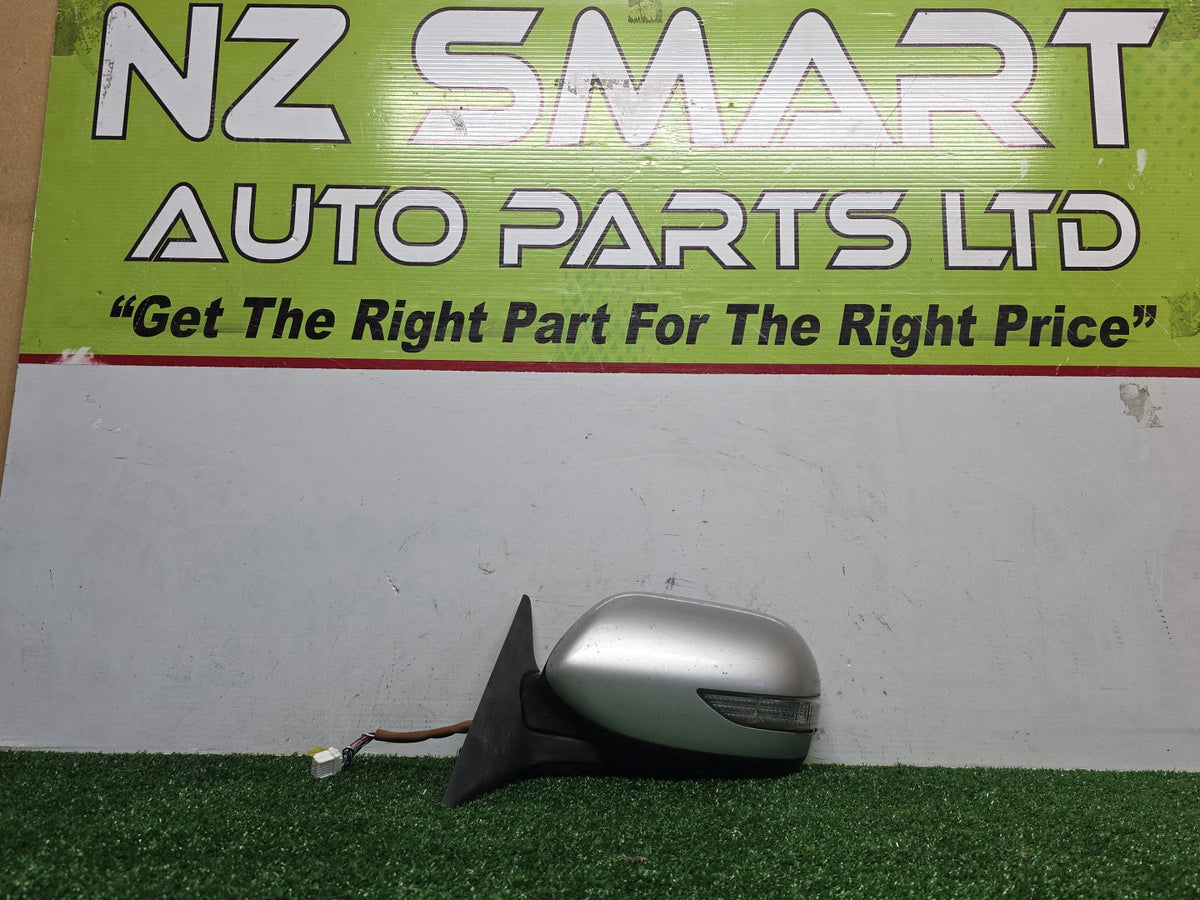 2006 Subaru Legacy - Left Door Mirror PN: 91029AG070/ 9 wires