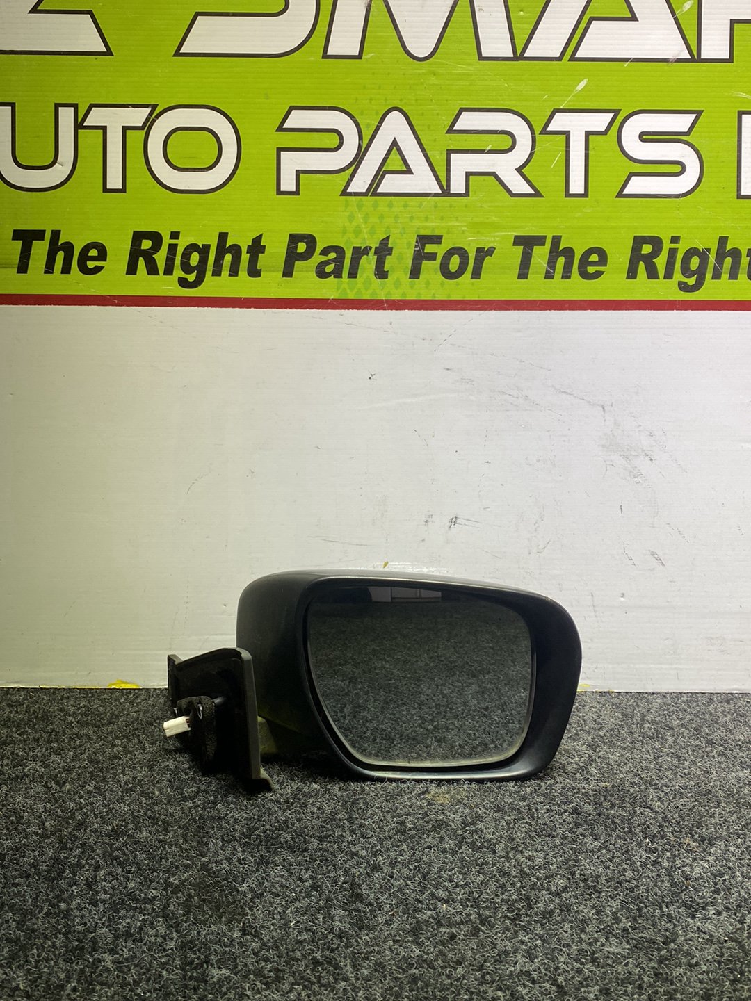 2006 Mazda Premacy - Right Door Mirror PN: 5 wires