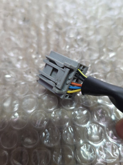 2011 Ford Mondeo- Left Door Mirror PN: 6 wires