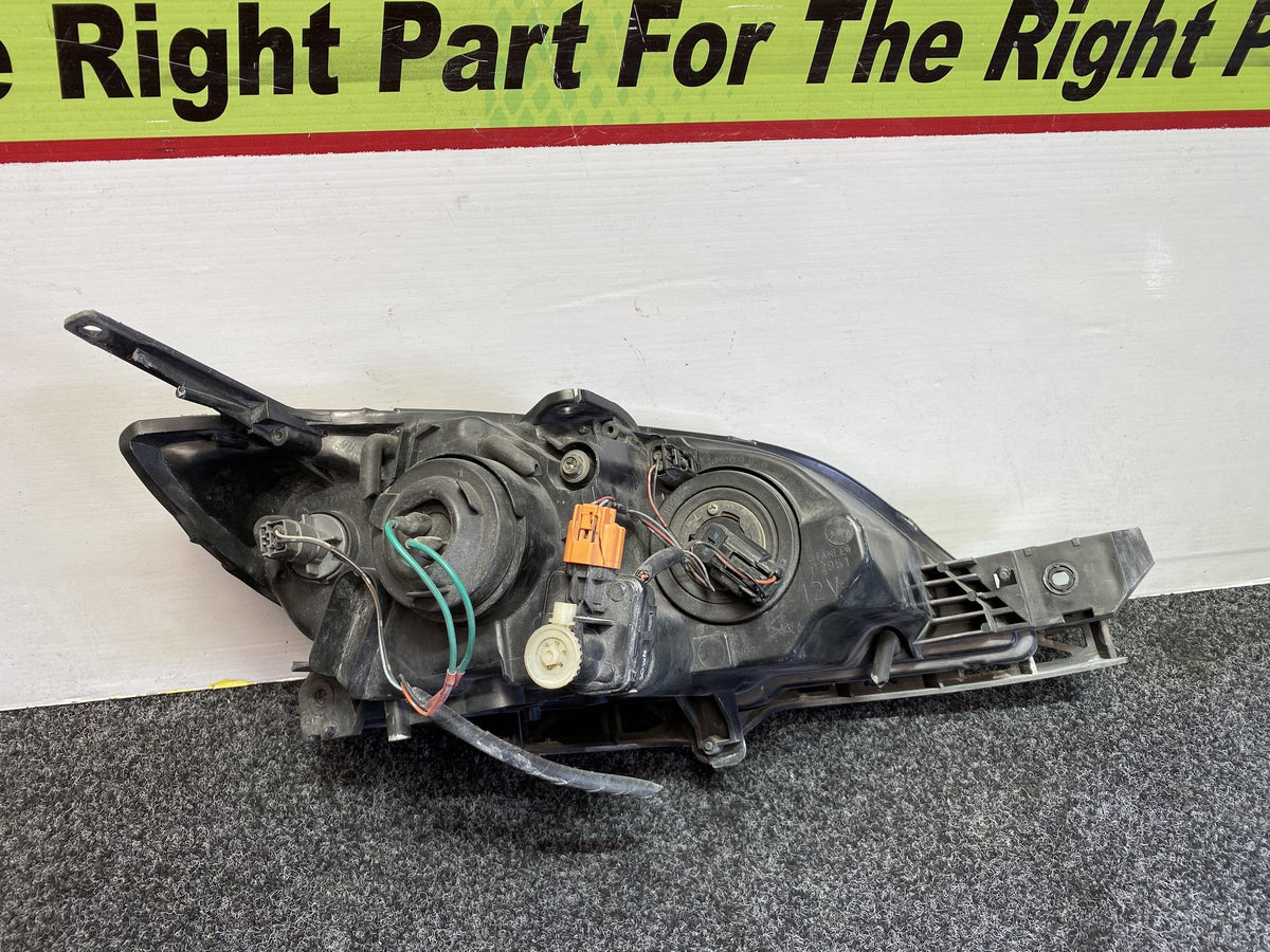 2006 Mazda Axela BK - Left Headlight Auto Adjust/ Non Hid/ P2951