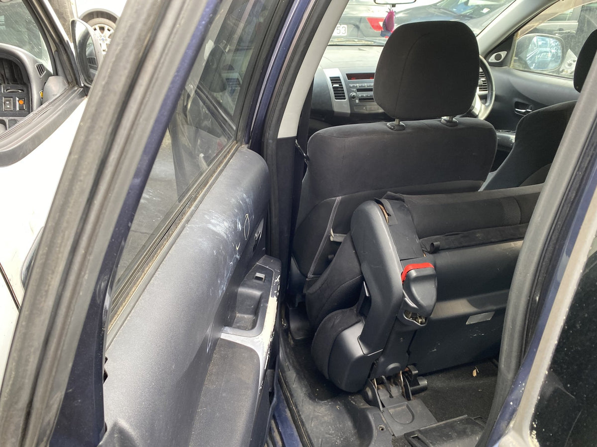 2005 Mitsubishi Outlander CW5W Dismantling For Parts