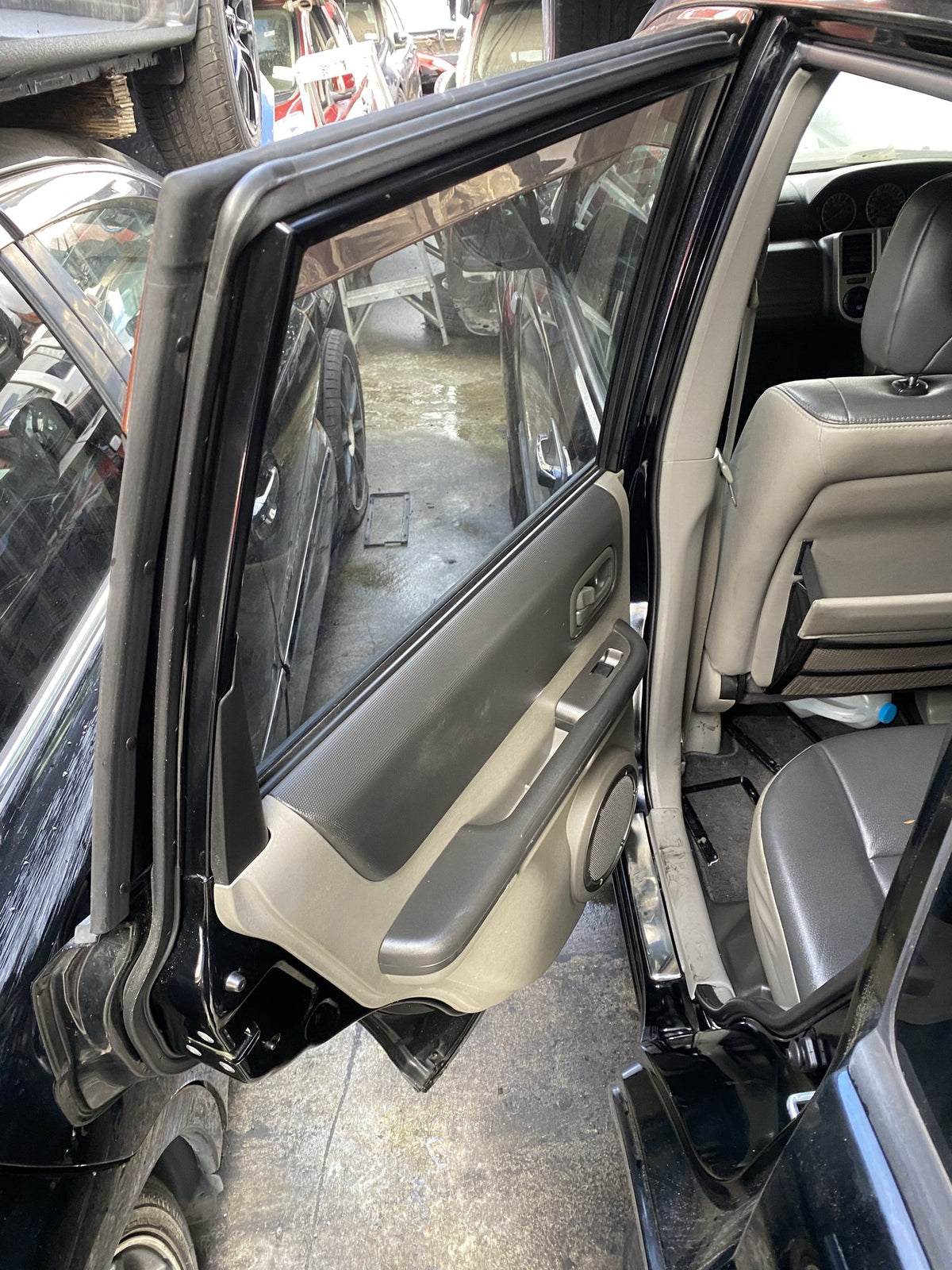 2006 Nissan X-Trail NT30 Dismantling For Parts