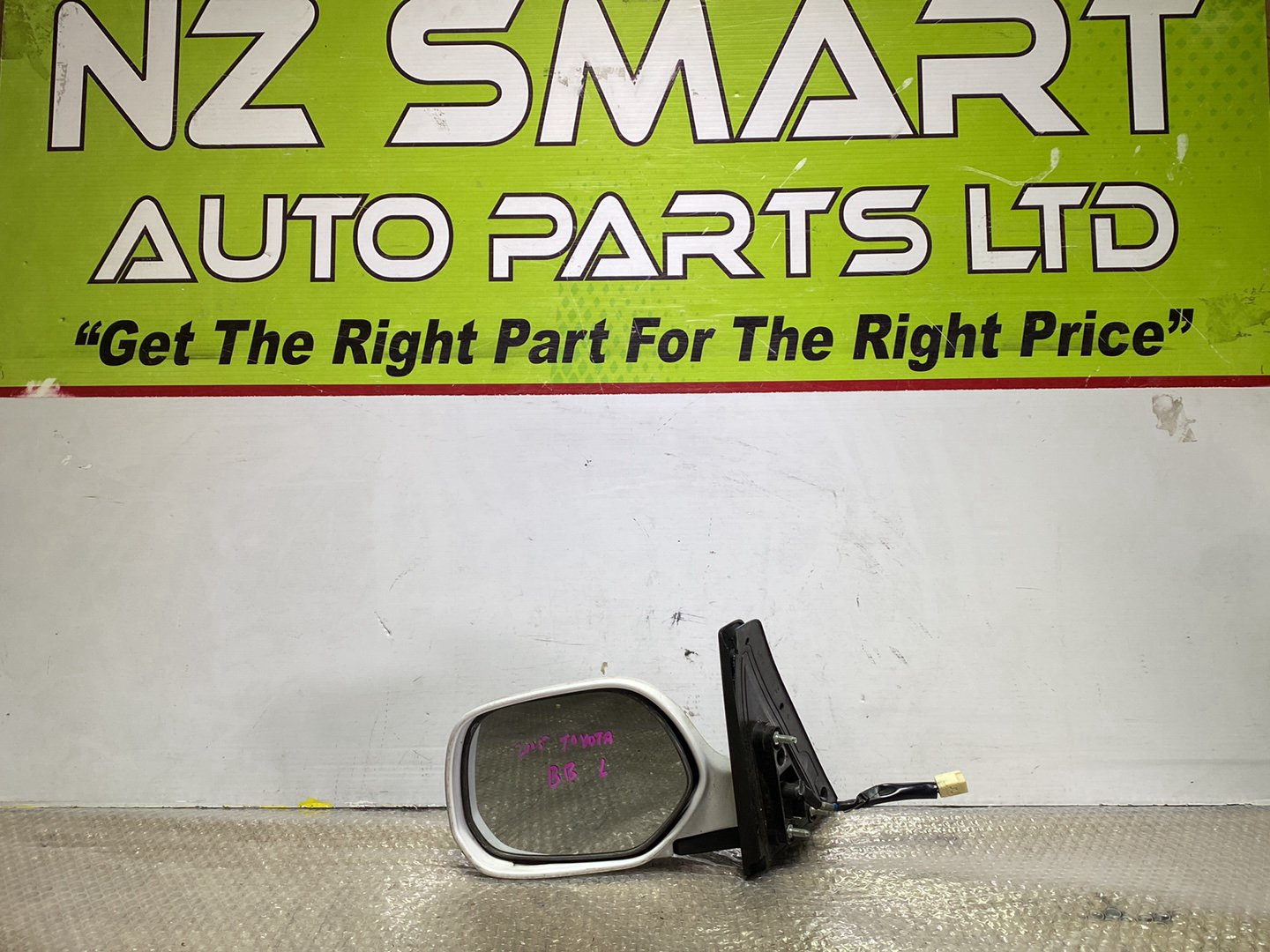 2005 Used Toyota bB- Left Door Mirror PN: 5 wires