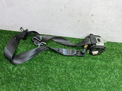 May 2011 to Aug 2015 - Ford Focus LW - Right Front Seat Belt