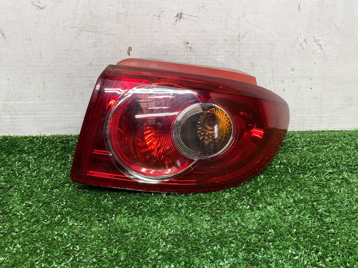 2004 Mazda Demio - Right Taillight PN: P4419
