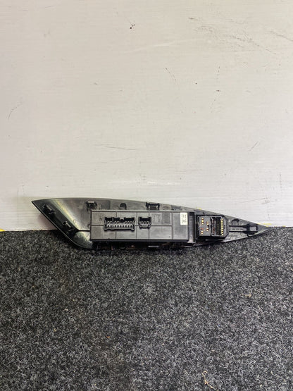 2013 Nissan Leaf - Master Power Window Switch PN: 25401 3NC0D