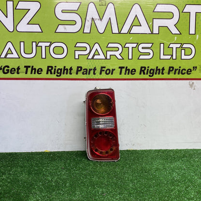 May 2002 to Dec 2010 - Nissan Elgrand E51 - Left Upper Taillight - Lens# D005
