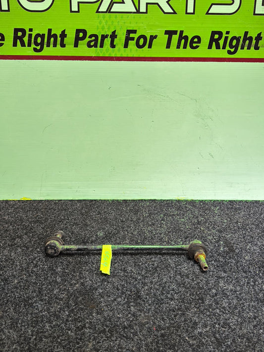 2014 Nissan Serena HFC26- Right Front Sway Bar Link PN: