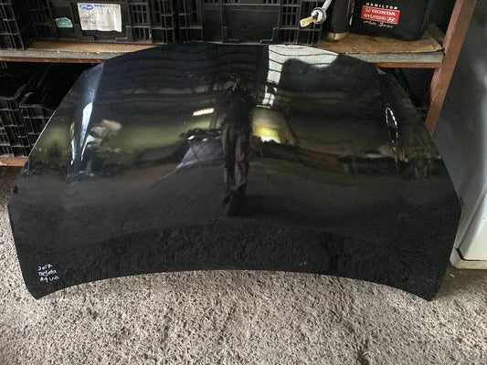 2017 Toyota Aqua - Bonnet