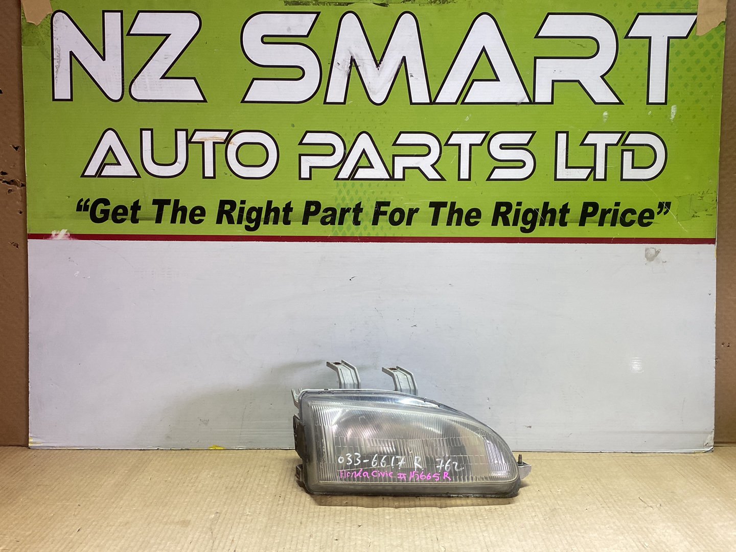 1994 Honda Civic - Right Headlight PN: STANLEY 033-6617