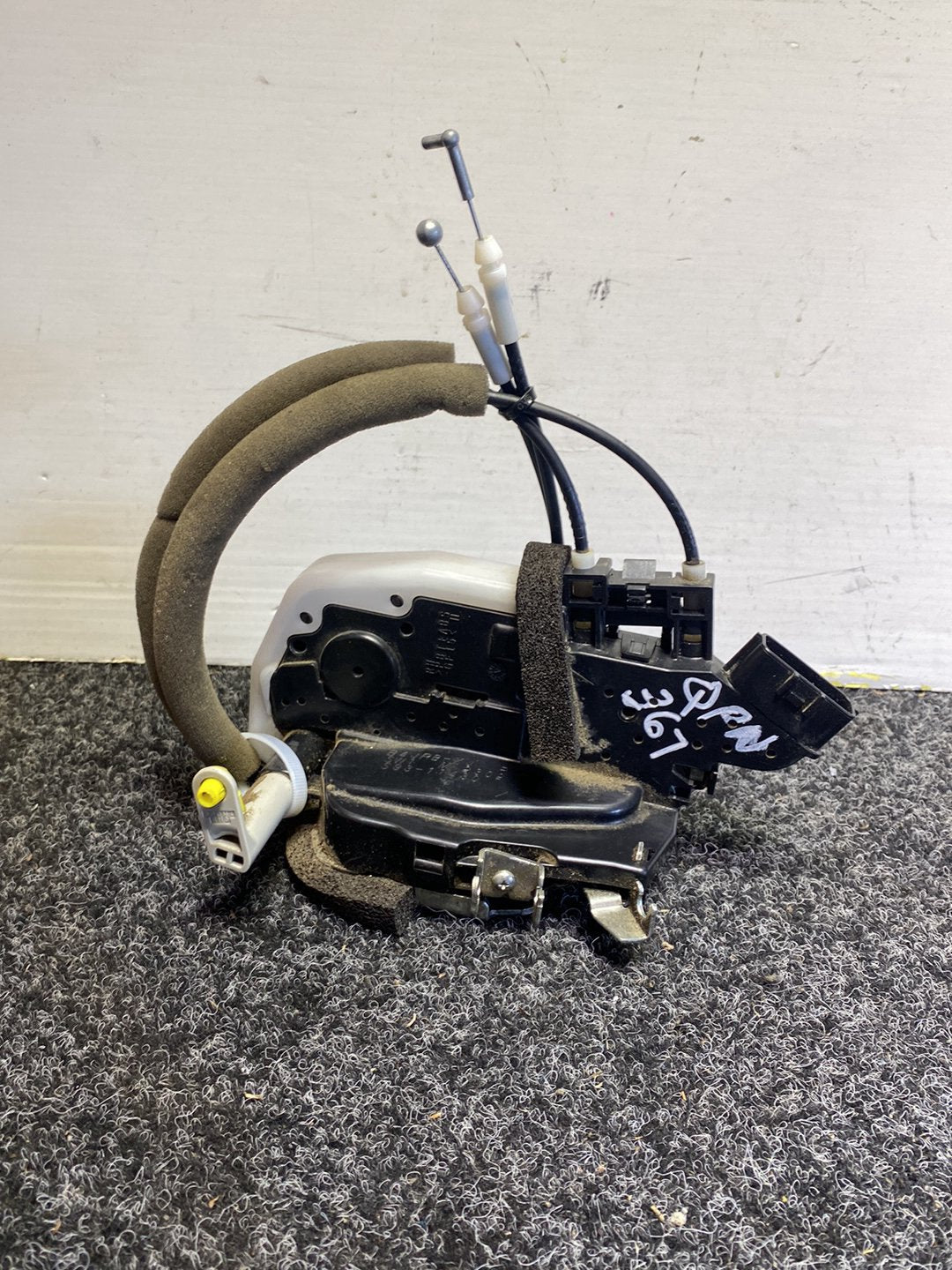 2012 Nissan Leaf - Right Front Door Lock Actuator PN: see photos