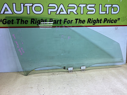 2008 Honda Accord - Right Front Door Glass