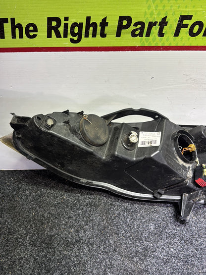 2006 Peugeot 407 - Right Headlight PN: 0 301 213 602