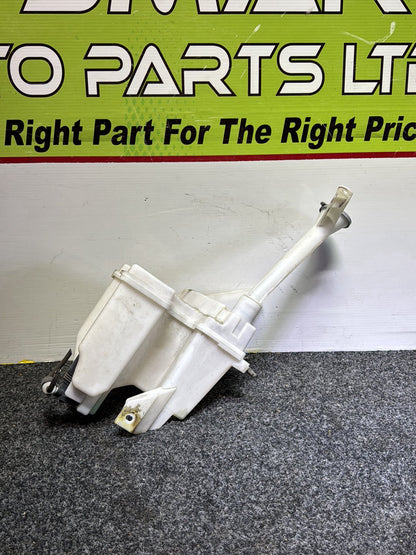 2011 Nissan Juke YF15 - Washer Bottle