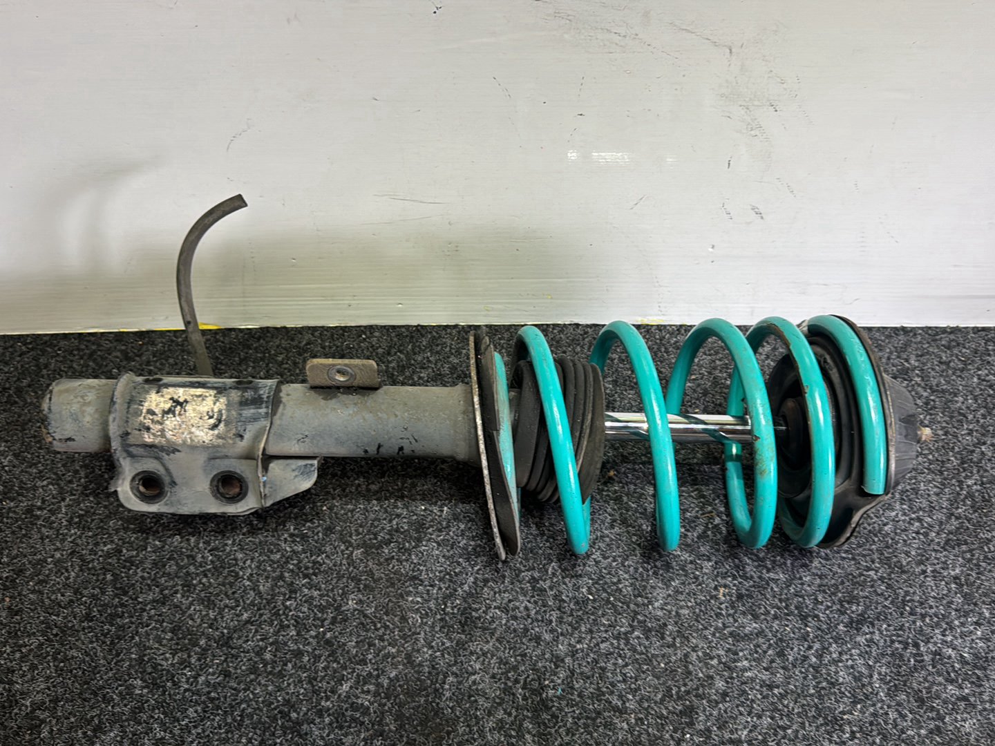 2011 Holden Commodore - Left Front Shock Absorber