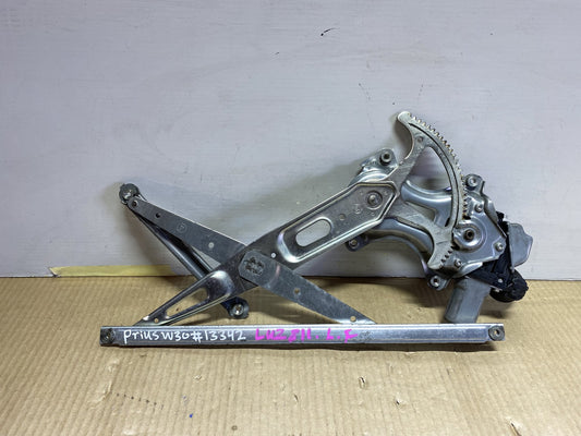 2013 Toyota Prius ZVW30- Left Front Window Regulator/Motor PN: