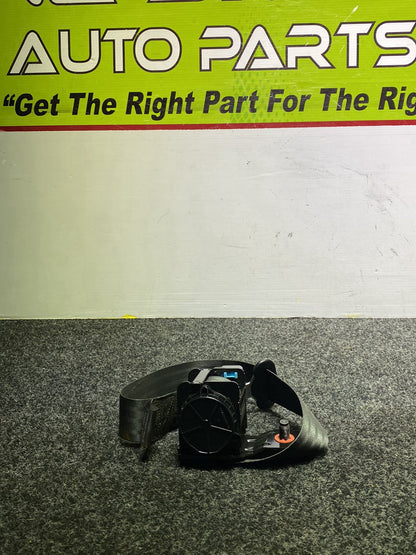 2012 Hyundai i45 - Right Rear Seat belt