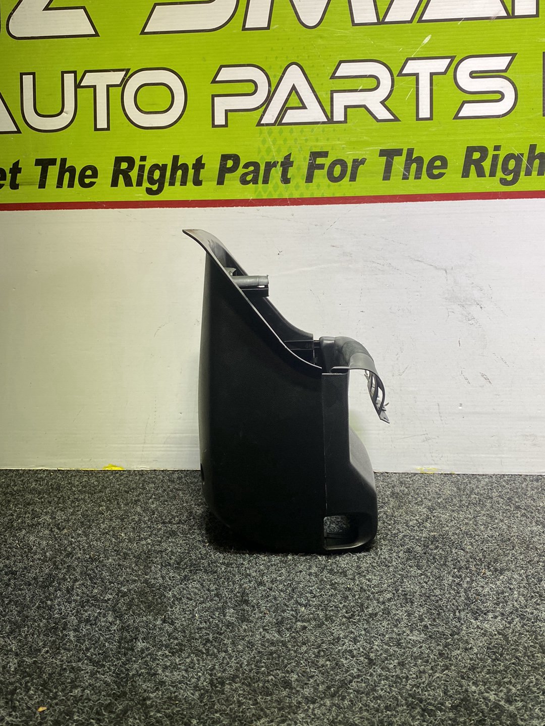2006 Mazda Premacy - Steering Column Shroud