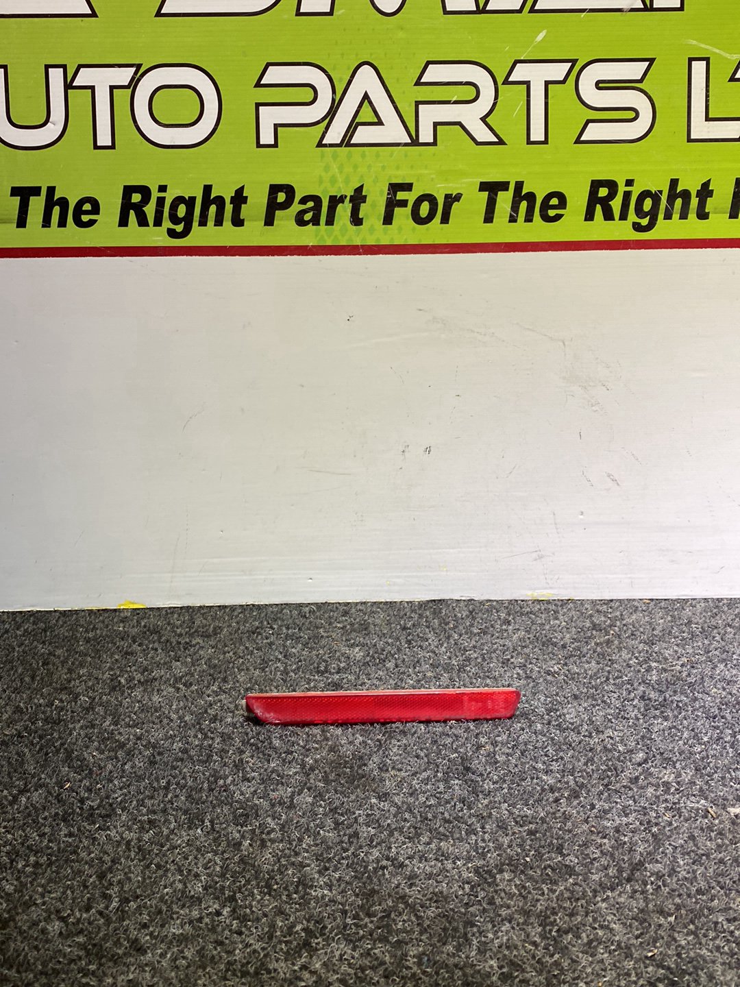 2007 Mazda CX-7 ER3P - Right Rear Bumper Reflector PN: STANLEY P3756 A