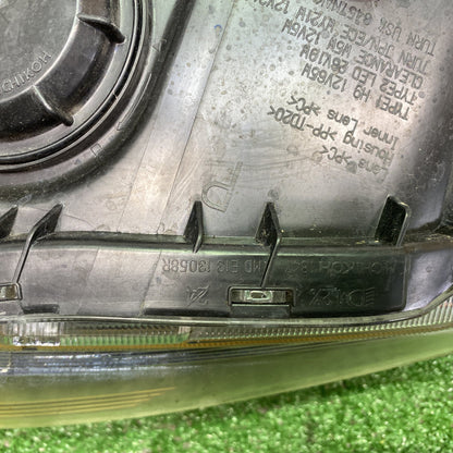 2011 Nissan Leaf - Right Headlight PN: Auto Adjust/ Hid Type/ ICHIKOH 1847