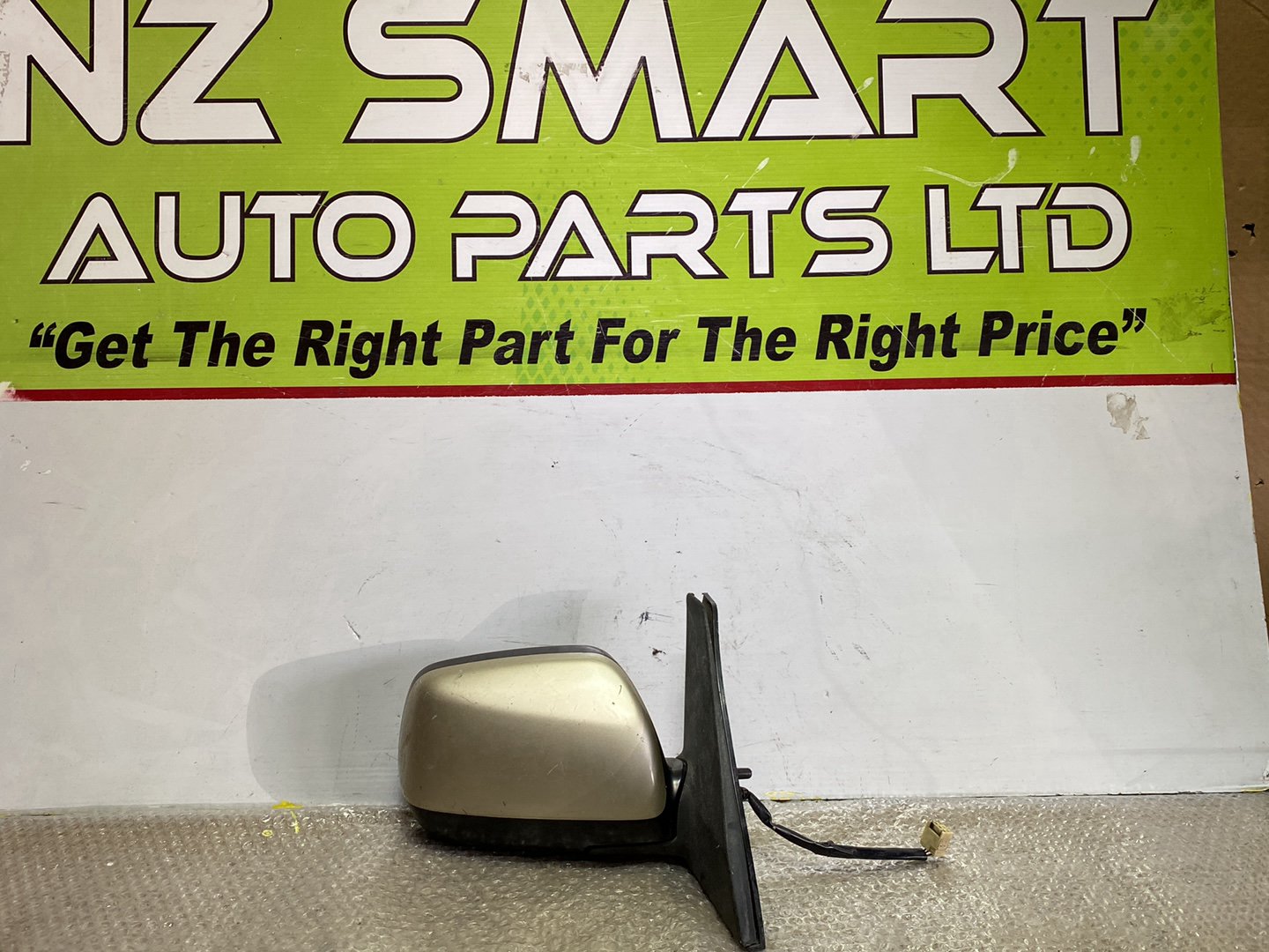 2003 Used Toyota RAV4- Right Door Mirror PN: 3 wires