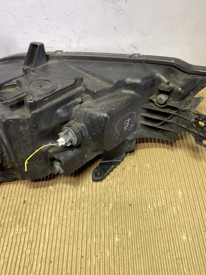 2007 Mitsubishi Lancer- Right Headlight PN: STANLEY P3521