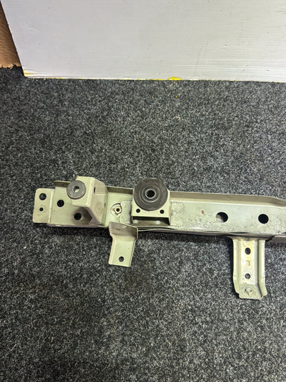 2011 Nissan Juke YF15 - Radiator Support