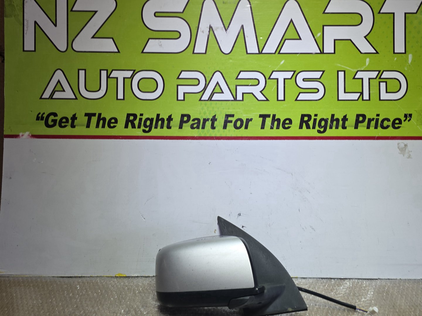 2011 Nissan X-Trail- Right Door Mirror PN: 3 wires