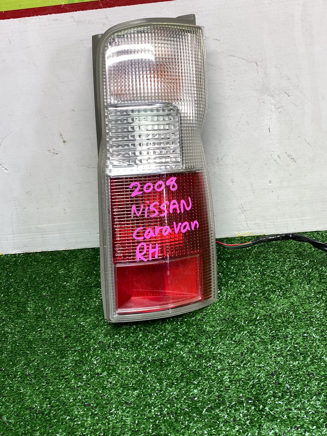 2008 Nissan Caravan - Right Taillight PN: 9994