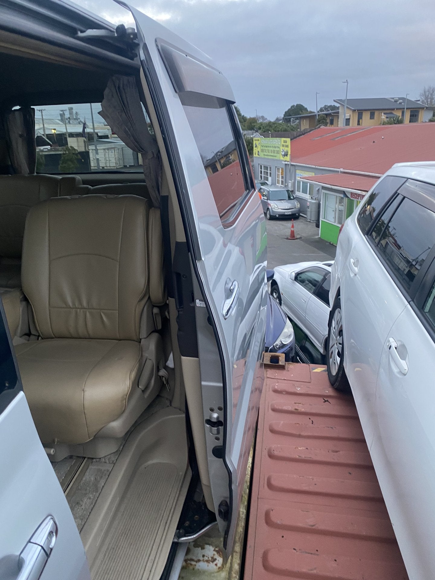 2007 Toyota Alphard  Dismantling For Parts