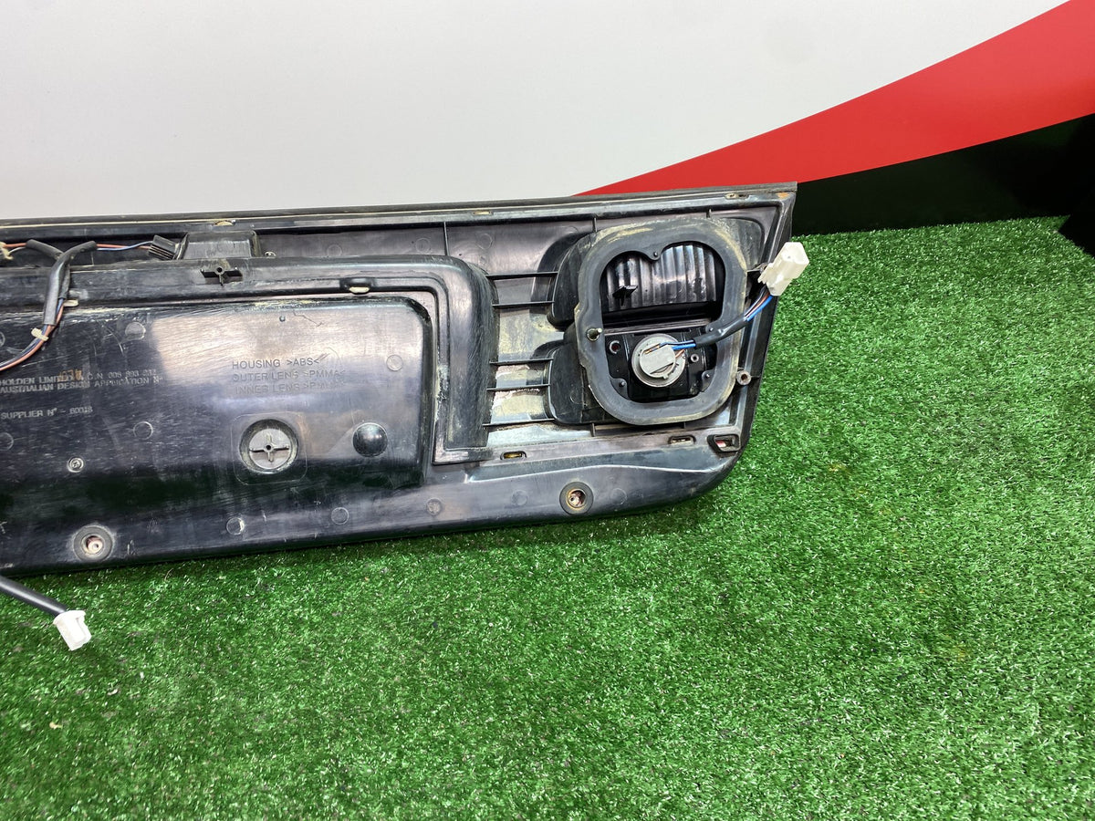 2002 Holden Commodore VK - Boot lid Garnish