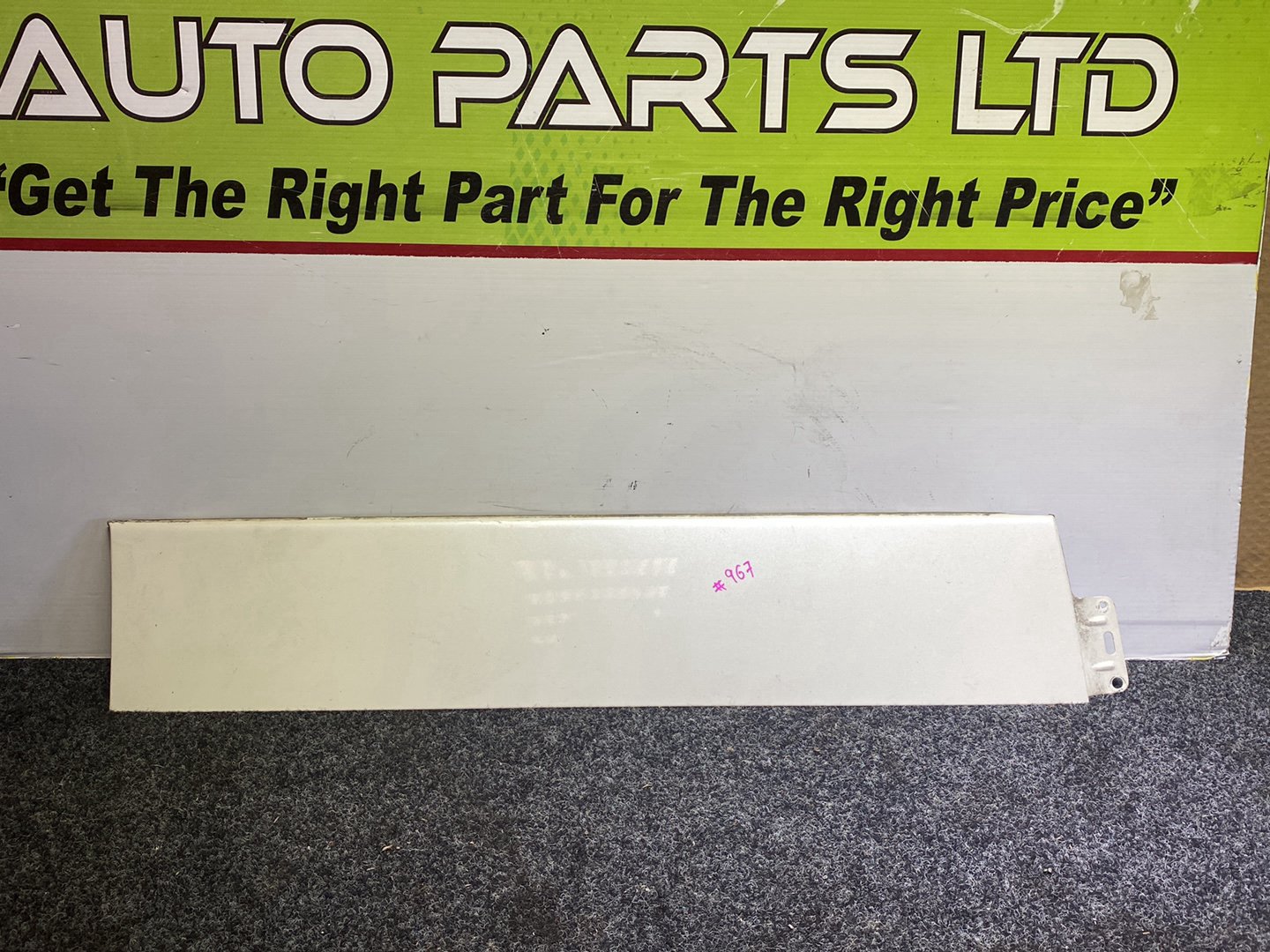 2006 Toyota Voxy AZR60 - Left Rear Corner Panel