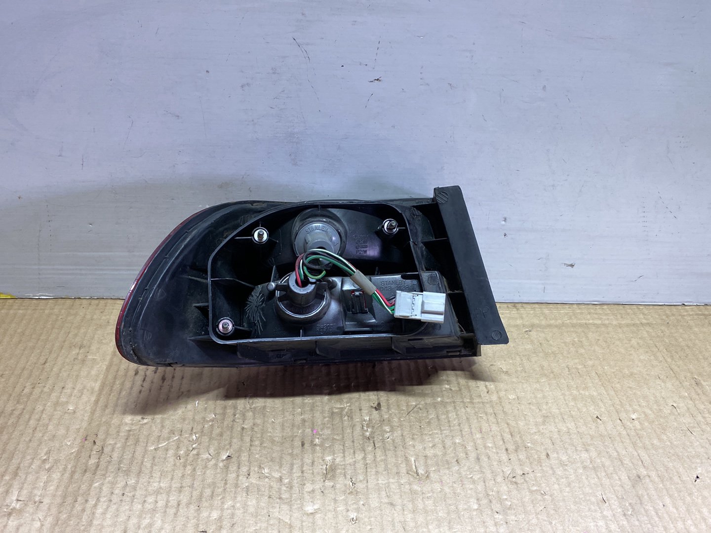 1994 Honda Civic - Right Taillight PN: STANLEY 043-1128