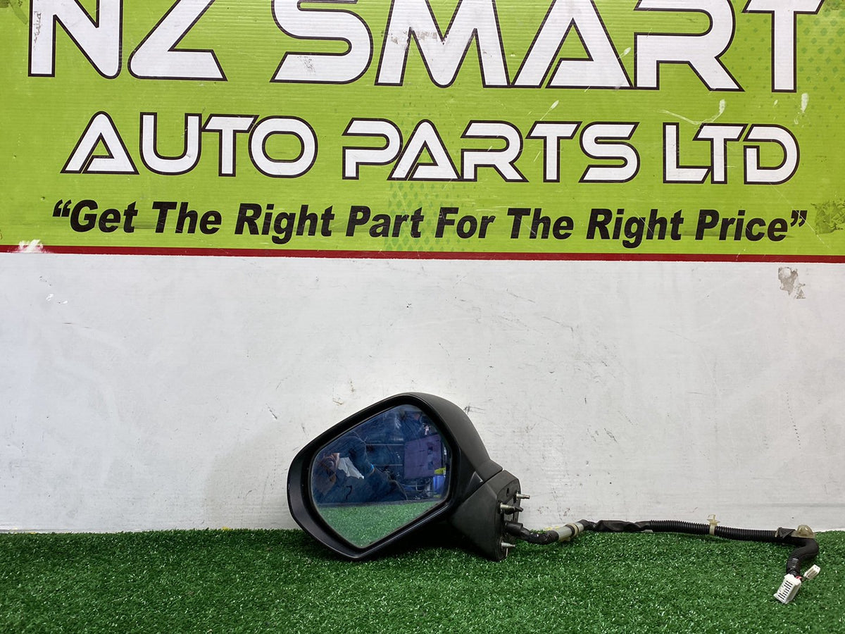 2009 Honda Odyssey - Left Door Mirror PN: 2 plugs 15 wires