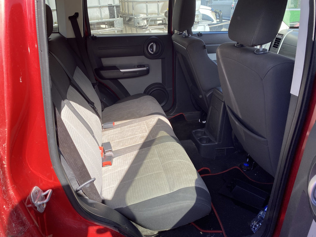2007 Dodge Nitro SXT- Dismantling For Parts
