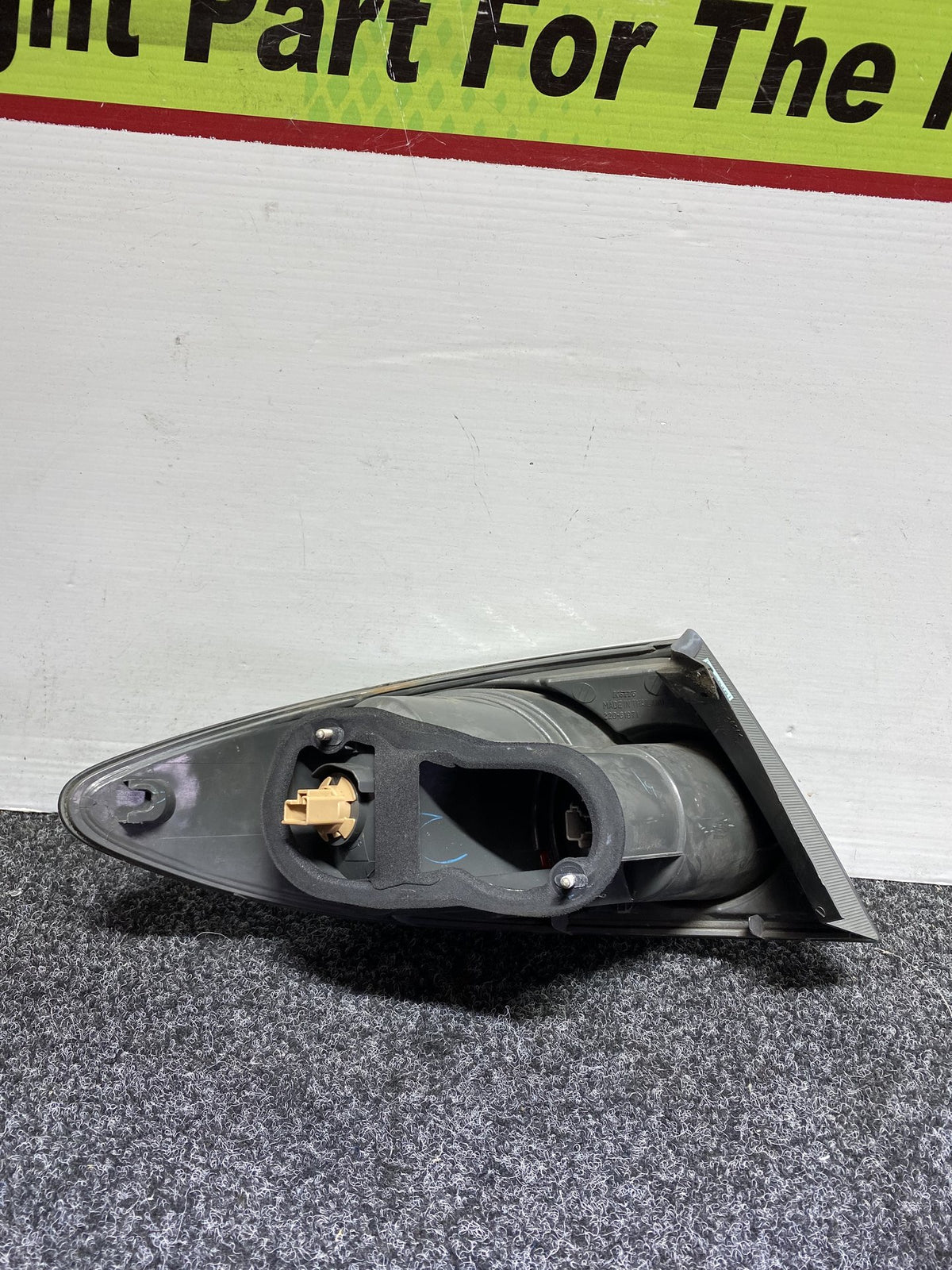 2005 Mazda Atenza - Right Taillight PN: 220-61980