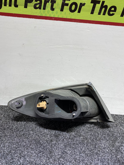 2005 Mazda Atenza - Right Taillight PN: 220-61980