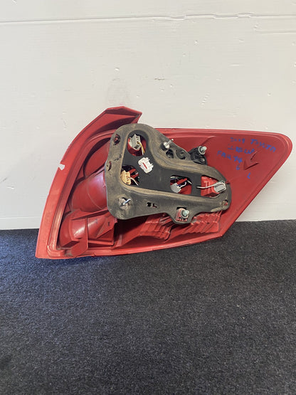 2006 Toyota Corolla - Left Taillight PN: 12-509 damage see pic