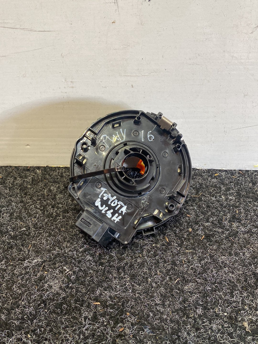 2005 Toyota Wish - Clock Spring