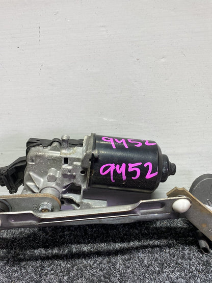 Used Toyota Prius - Front Wiper Rack Assembly
