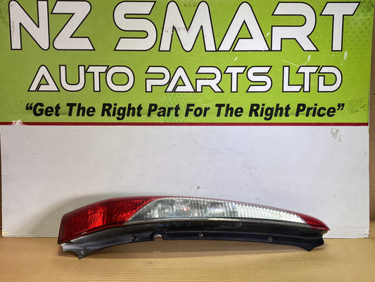 2004 Mitsubishi Lancer- Left Taillight PN:
