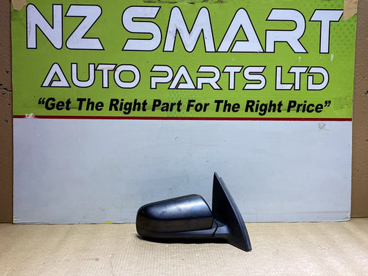 2004 Holden Commodore VY - Right Door Mirror PN: 3 wires