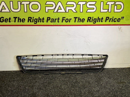 2015 Nissan Pulsar - Lower Bumper Grille