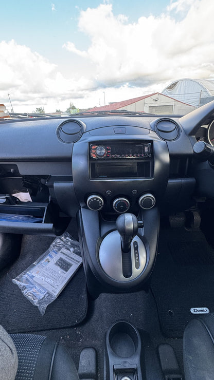 2009 Mazda Demio DE5FS  Dismantling For Parts