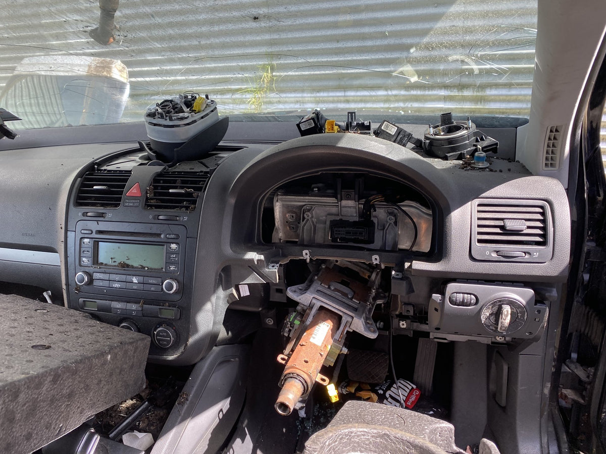 2006 Volkswagen Golf Dismantling For Parts- Dismantling For Parts - Dismantling For Parts
