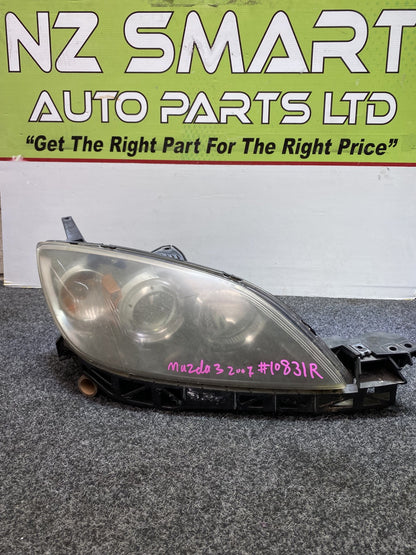 2007 Mazda Axela - Left Headlight Manual Adjust/ Non Hid/ Stanley P2951