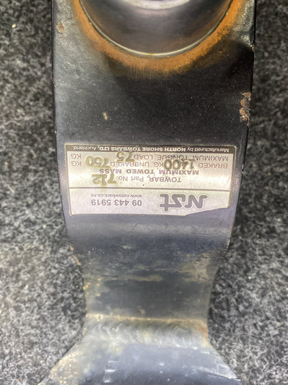 2000 Toyota Estima - Towbar