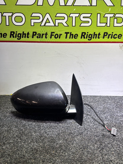 2007 Nissan Dualis- Right Door Mirror PN: 7 wires